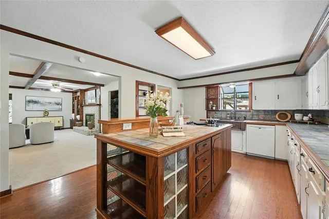 $4,500 | 1323 Dublin Street, Grapevine, TX 76051