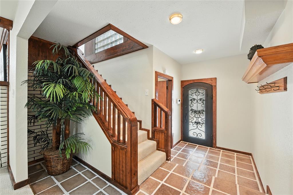 1323 Dublin Street Grapevine, TX 76051 - Photo 37 of 40