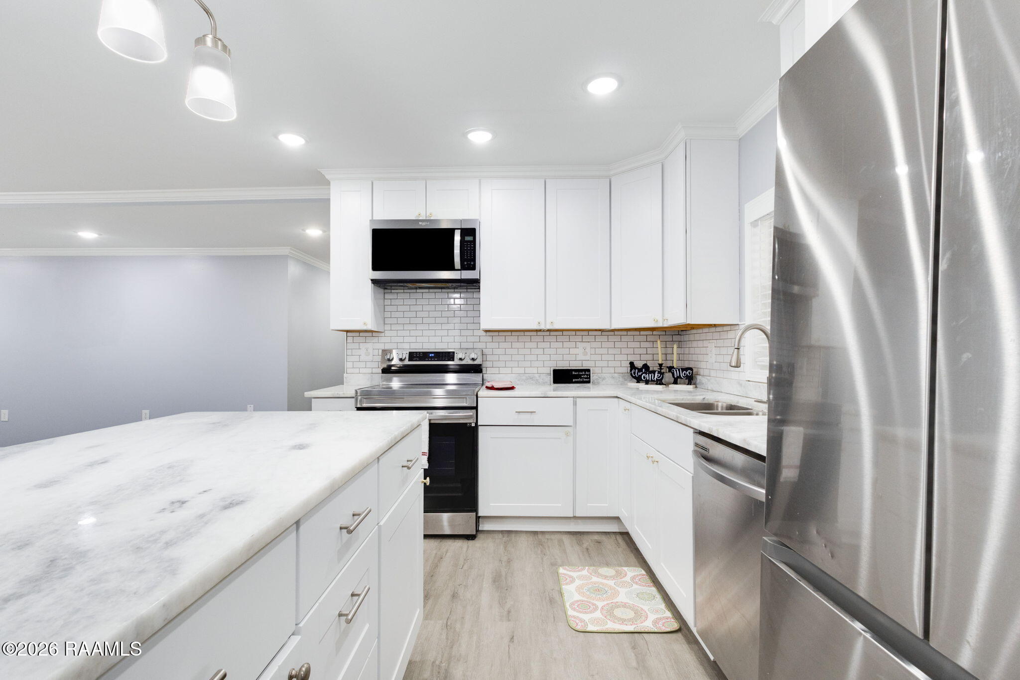 4444 Main Highway Breaux Bridge, LA 70517 - Photo 7 of 16 6-web-or-mls-4444 main hwy-4