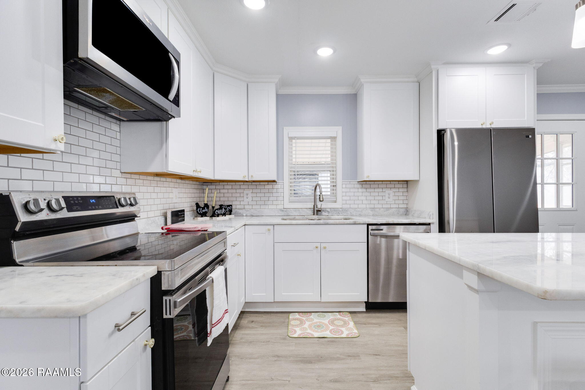 4444 Main Highway Breaux Bridge, LA 70517 - Photo 8 of 16 7-web-or-mls-4444 main hwy-5