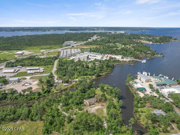 $999,999 | 2026 Fulton Street, Southport, FL 32409