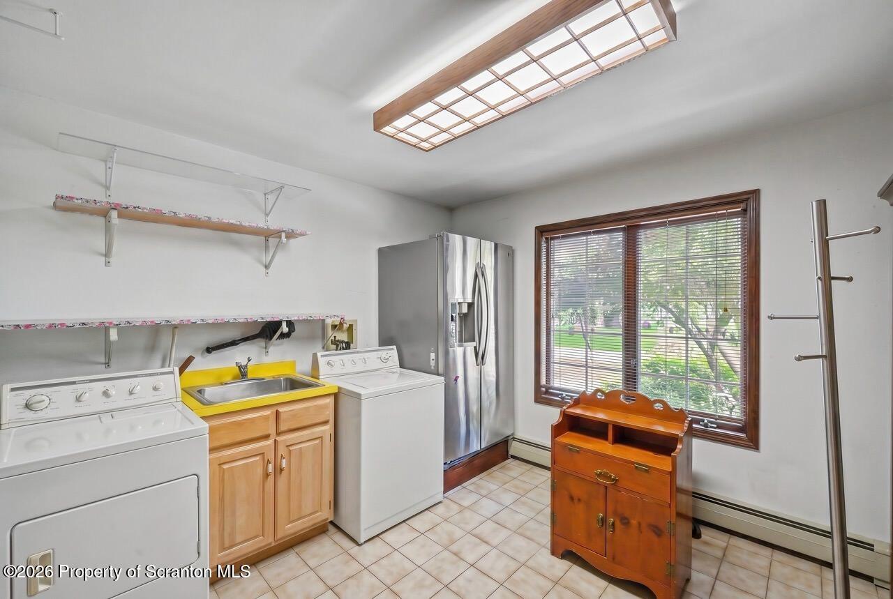 602 Hampton Road Clarks Summit, PA 18411 - Photo 62 of 73 Laundry