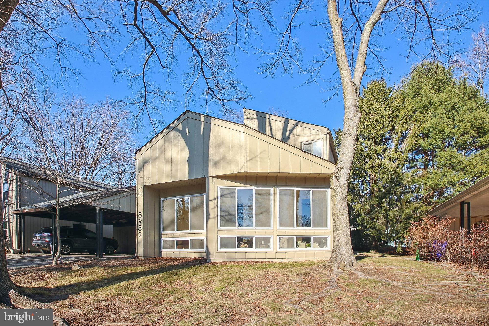 8982 Blue Pool Columbia, MD 21045 - Photo 2 of 36