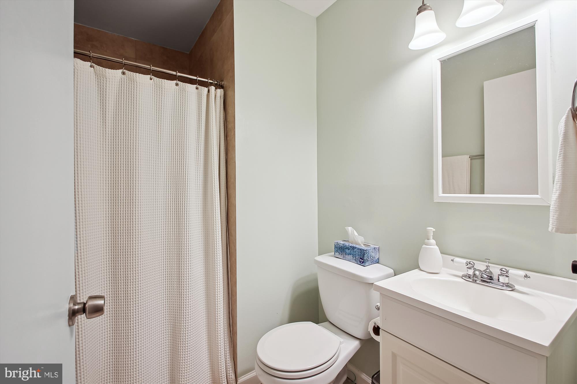 8982 Blue Pool Columbia, MD 21045 - Photo 26 of 36