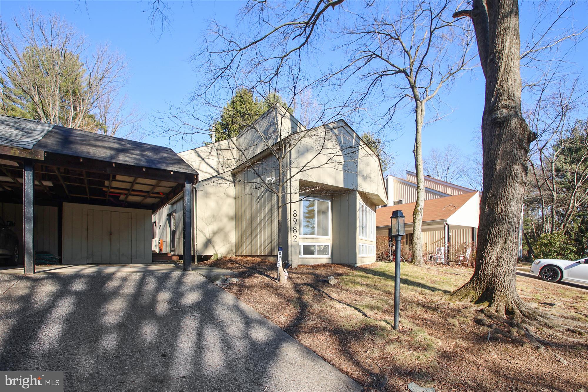 8982 Blue Pool Columbia, MD 21045 - Photo 3 of 36