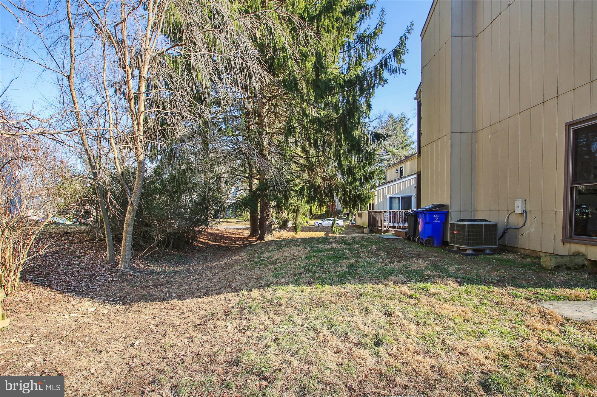 8982 Blue Pool Columbia, MD 21045 - Photo 8 of 36