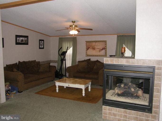 16815 Alcott Road, Unit 634 Hagerstown, MD 21740 - Photo 10 of 10 Family Room