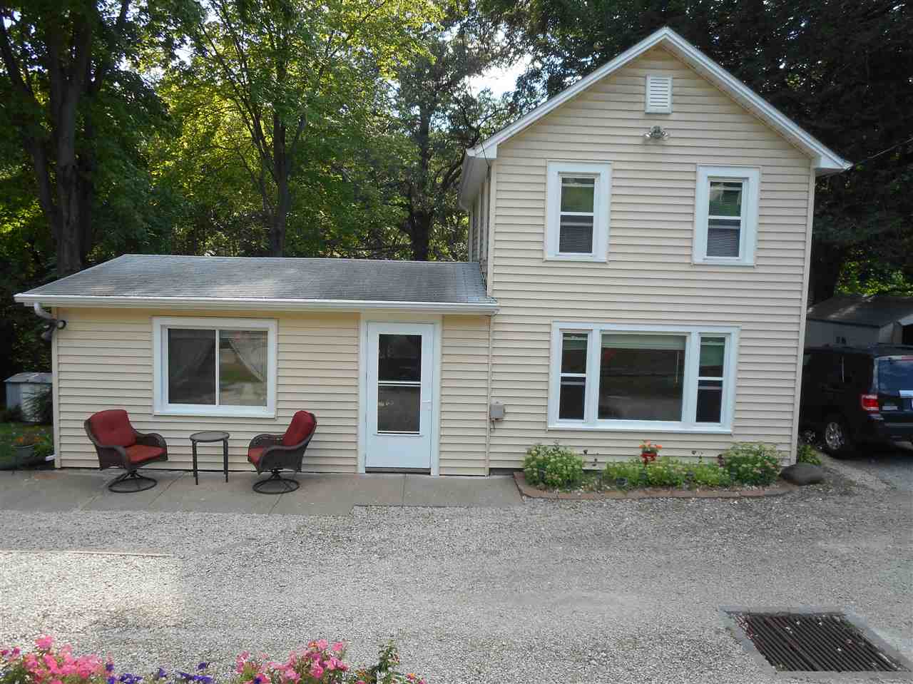 18190 North Spencer Road Pleasant Valley, IA 52767 - Photo 1 of 18 Gallery Image 1