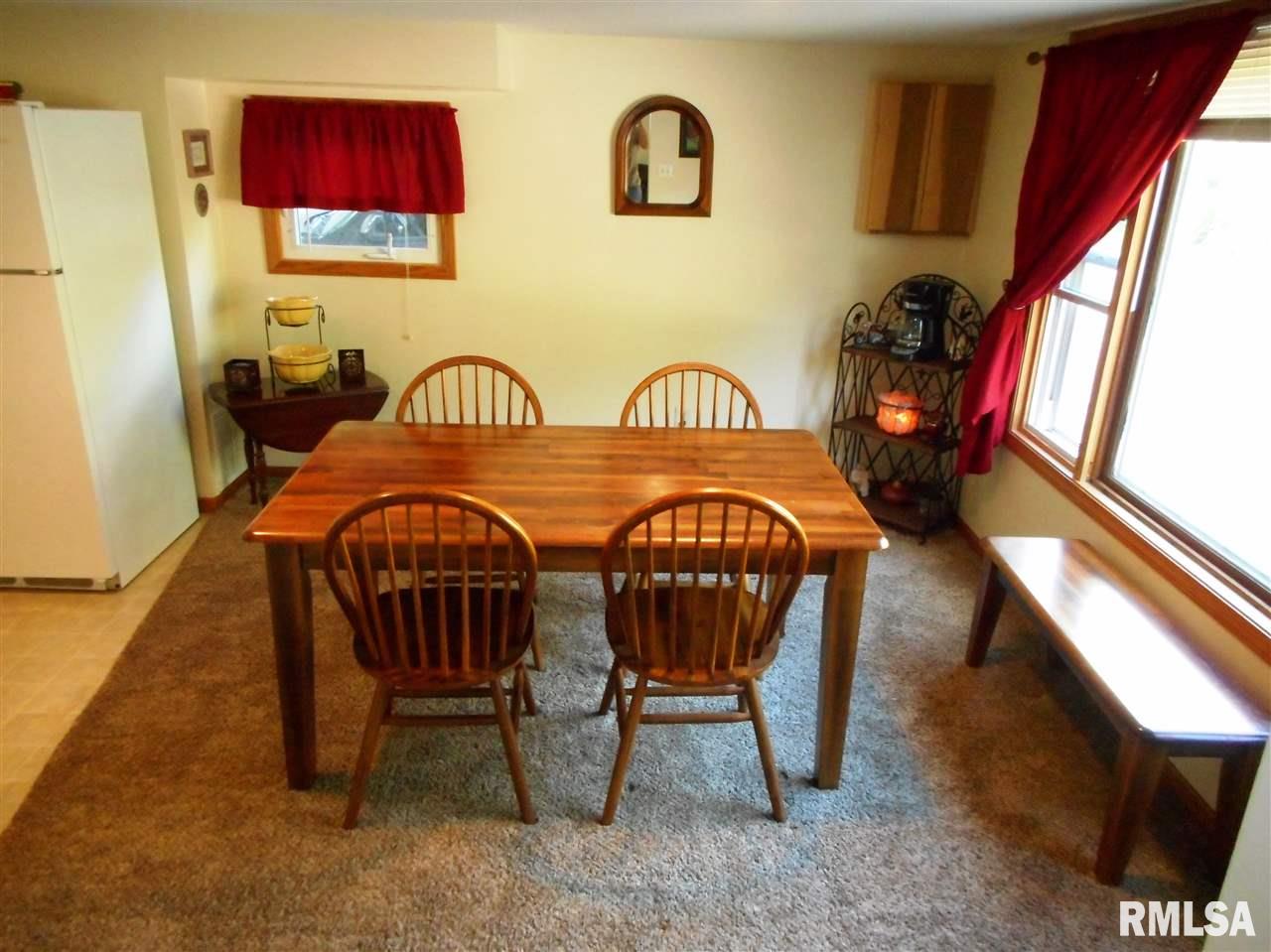 18190 North Spencer Road Pleasant Valley, IA 52767 - Photo 7 of 18 Gallery Image 7