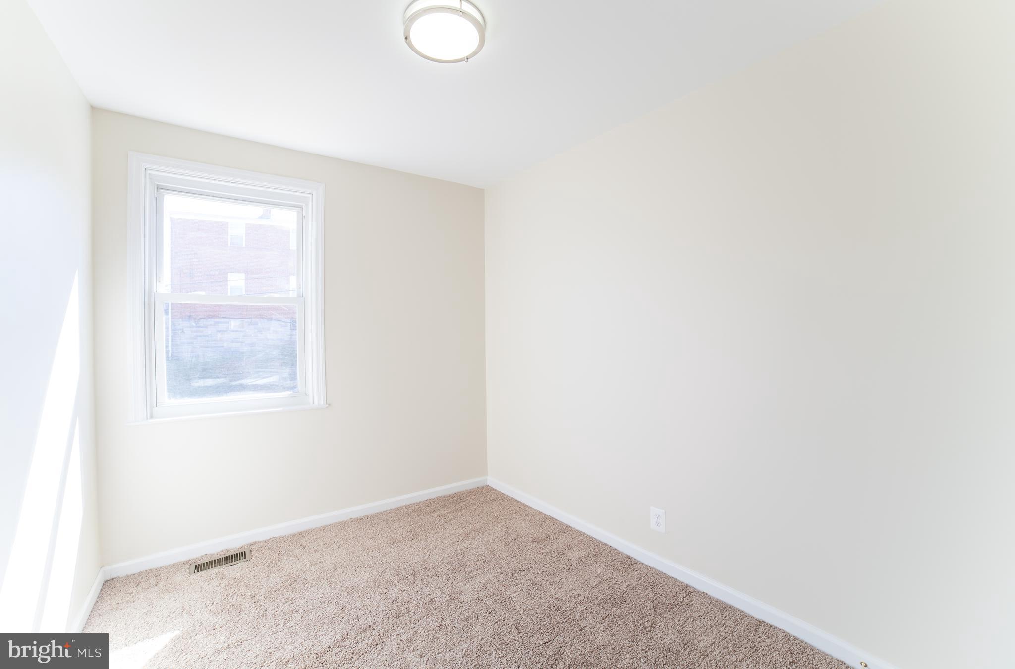 439 Random Road Baltimore, MD 21229 - Photo 21 of 28 Bedroom