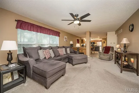 $469,900 | 1091 Treeshade Drive, St. Peters, MO 63376