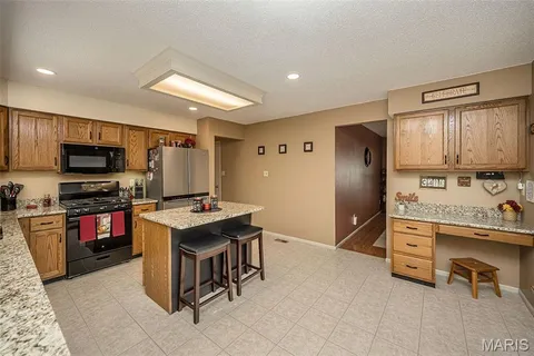 $469,900 | 1091 Treeshade Drive, St. Peters, MO 63376