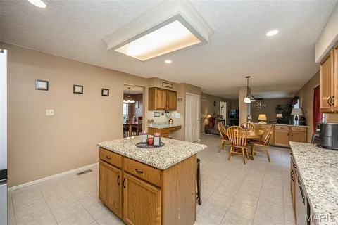 $469,900 | 1091 Treeshade Drive, St. Peters, MO 63376