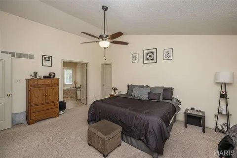 $469,900 | 1091 Treeshade Drive, St. Peters, MO 63376