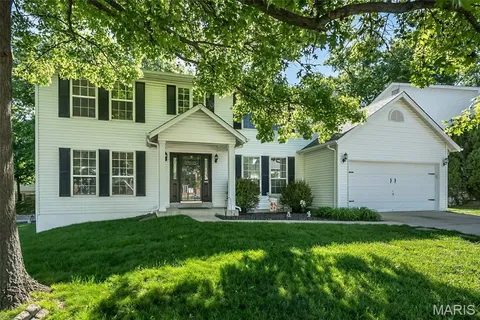$469,900 | 1091 Treeshade Drive, St. Peters, MO 63376