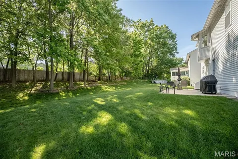 $469,900 | 1091 Treeshade Drive, St. Peters, MO 63376