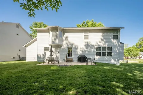 $469,900 | 1091 Treeshade Drive, St. Peters, MO 63376