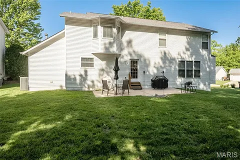 $469,900 | 1091 Treeshade Drive, St. Peters, MO 63376