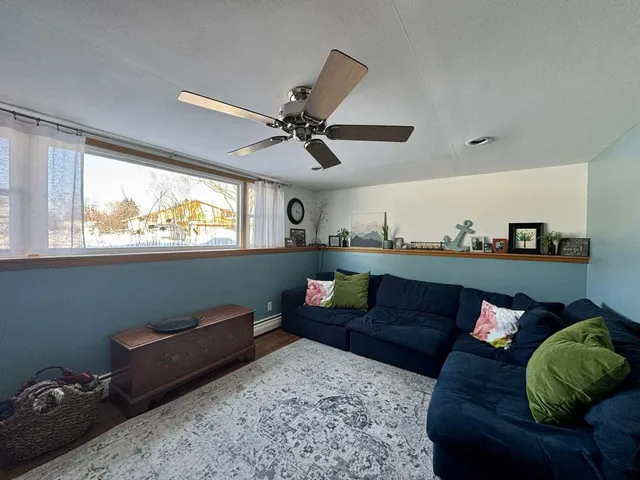 $289,900 | 122 Circle Randolph Wi 53956, Randolph, WI 53956