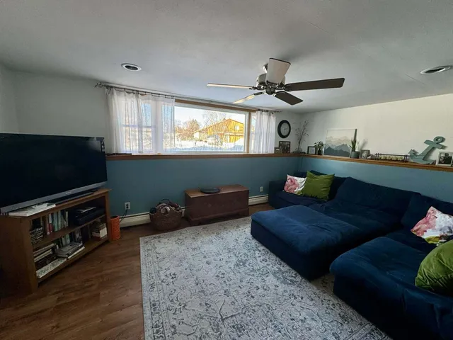 $289,900 | 122 Circle Randolph Wi 53956, Randolph, WI 53956