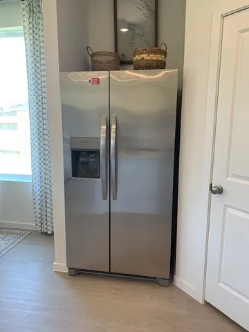 $2,495 | 415 Robin Court, Angleton, TX 77515