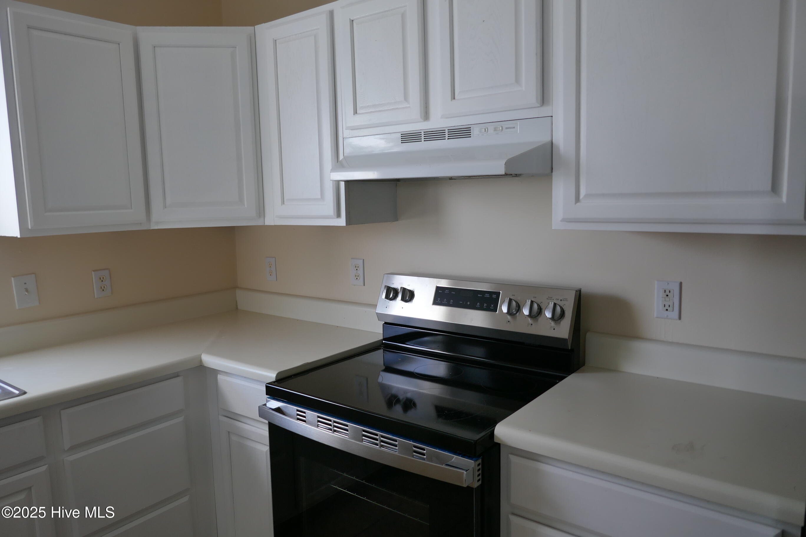 305 Speed Street Elizabeth City, NC 27909 - Photo 4 of 6 P1050684