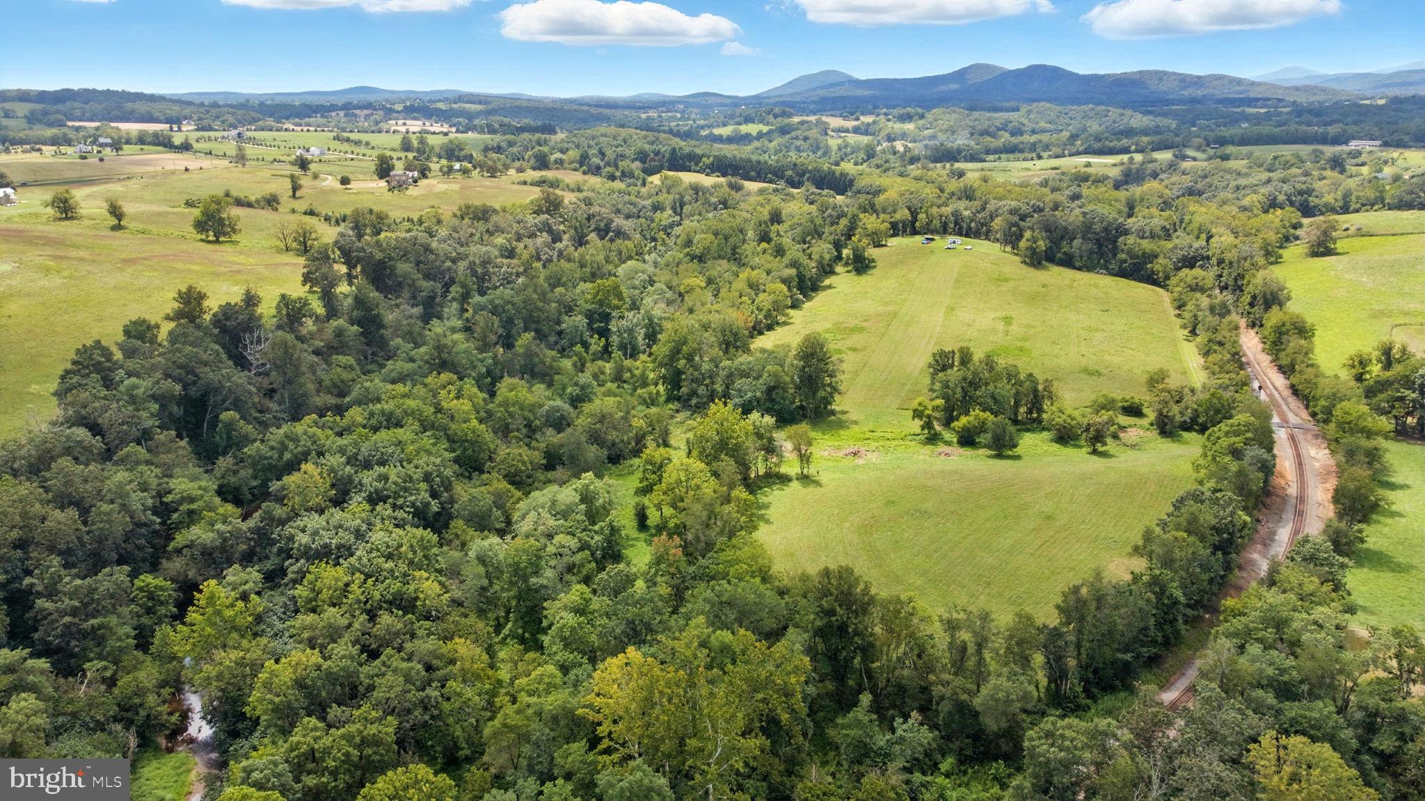 2919 Rokeby Road Delaplane, VA 20144 - Photo 11 of 40 a view of a city with mountains in the background