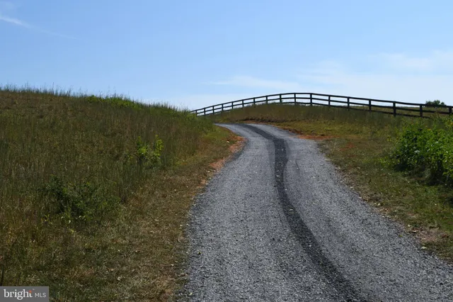 $770,000 | 2919 Rokeby Road, Delaplane, VA 20144