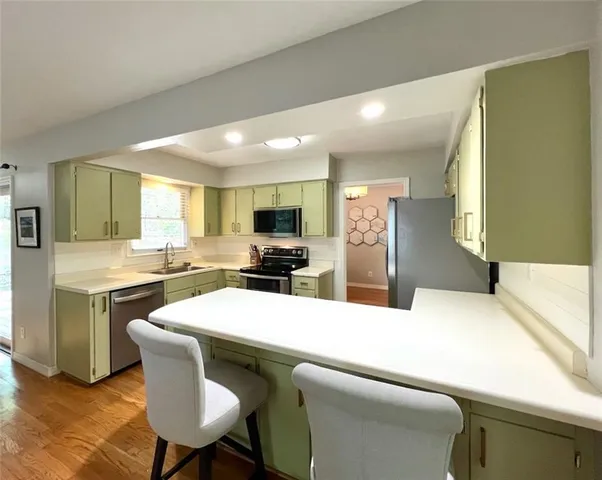 $379,900 | 3129 Ranger Drive, Lawrence, KS 66049