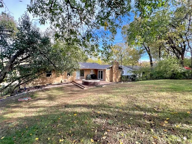 $379,900 | 3129 Ranger Drive, Lawrence, KS 66049