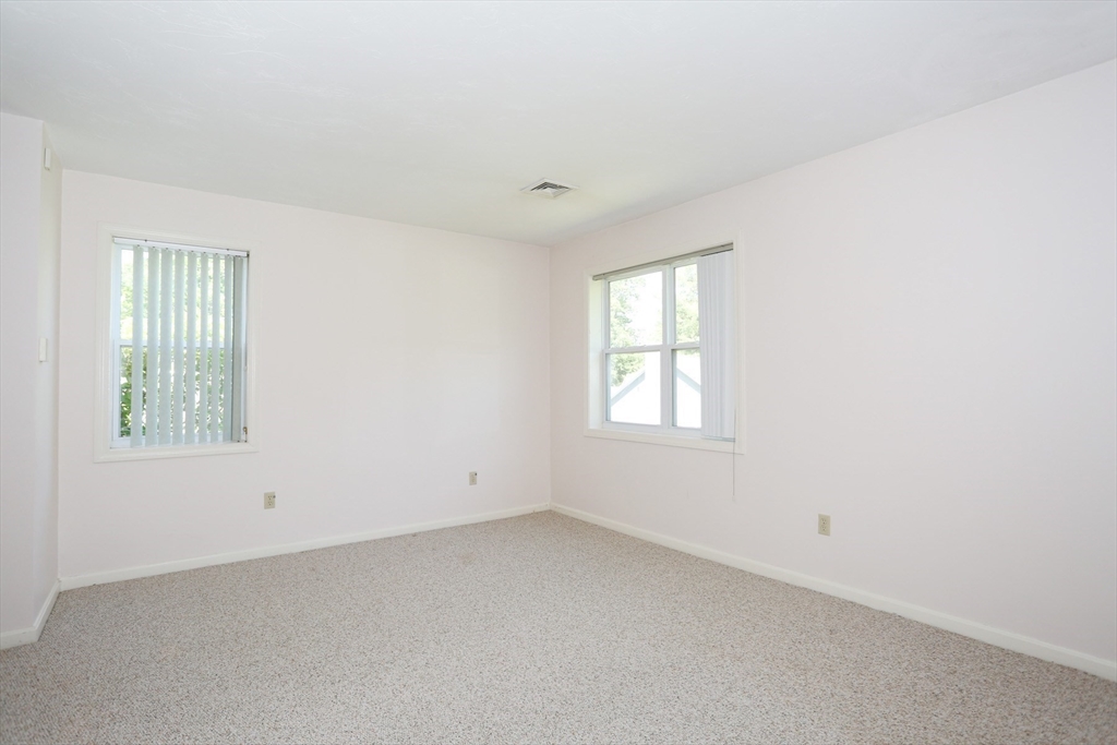150 North Road, Unit 2 Sudbury, MA 01776 - Photo 12 of 24 Gallery Image 12