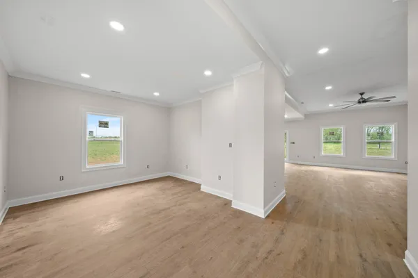 $489,900 | 56 Deer Valley Circle, Winchester, TN 37398