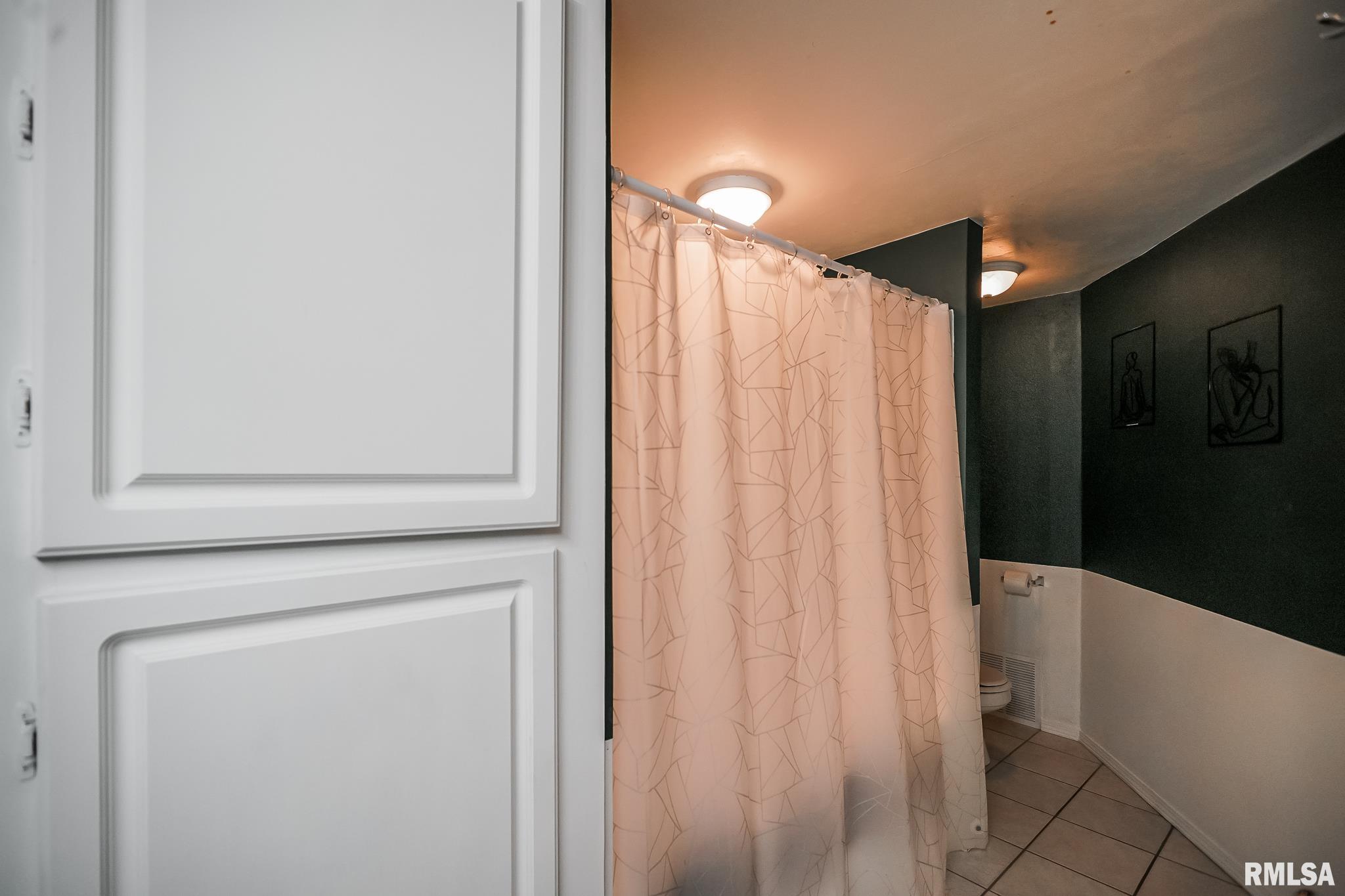 5010 West Pfeiffer Road Bartonville, IL 61607 - Photo 31 of 39 Gallery Image 31