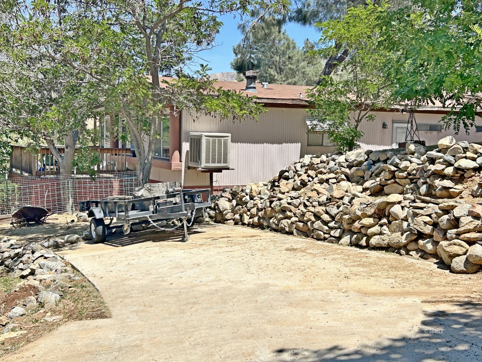 107 Kellen Way Bodfish, CA 93205 - Photo 6 of 10
