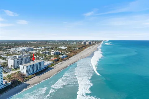 $959,000 | 900 Ocean Drive, Unit 107, Juno Beach, FL 33408