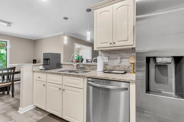 $335,000 | 2317 Tall Sail Drive, Unit 1005, Charleston, SC 29414