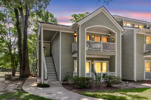 $335,000 | 2317 Tall Sail Drive, Unit 1005, Charleston, SC 29414