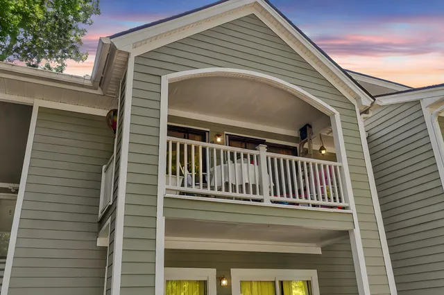 $335,000 | 2317 Tall Sail Drive, Unit 1005, Charleston, SC 29414