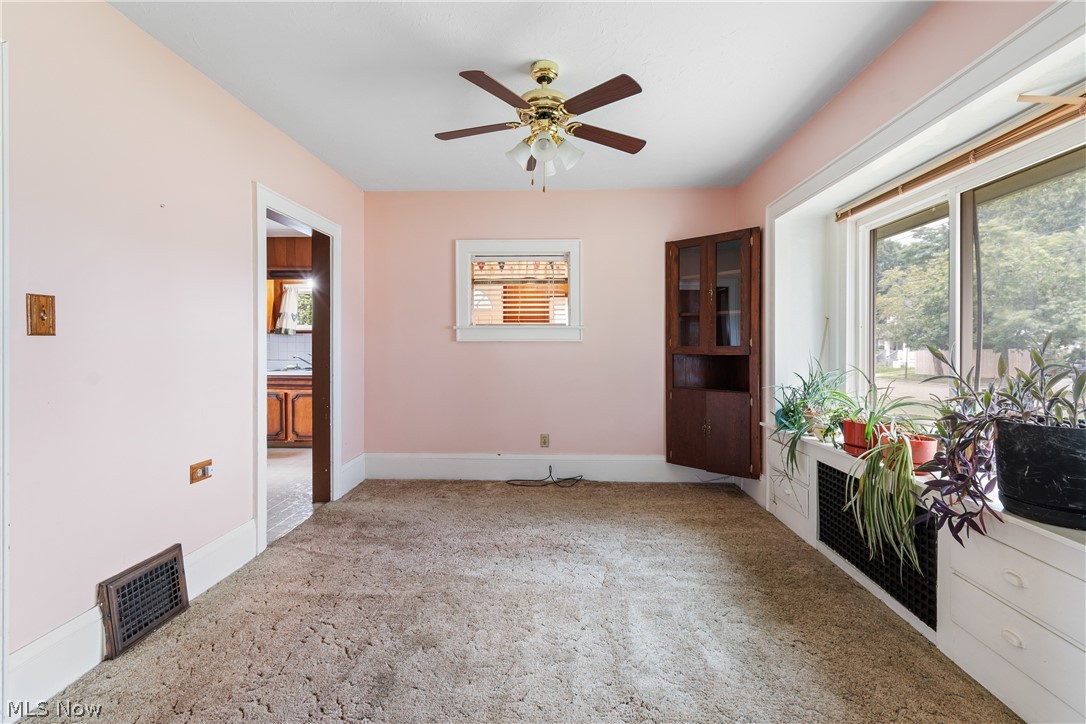 675 Dan Street Akron, OH 44310 - Photo 6 of 24