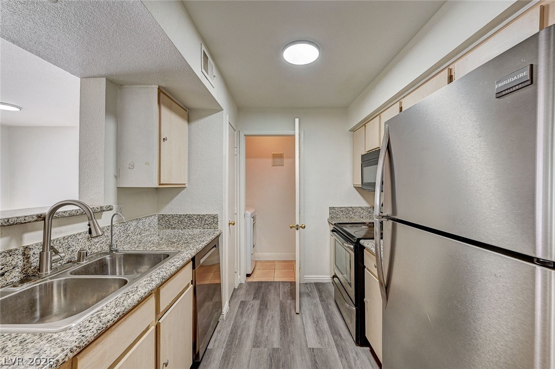8101 West Flamingo Road, Unit 2179 Las Vegas, NV 89147 - Photo 11 of 36 Gallery Image 11