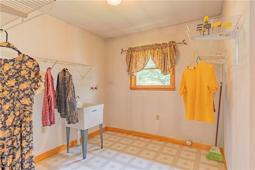 552 Cadogan Slate Lick Road Kittanning, PA 16201 - Photo 17 of 25 Gallery Image 17