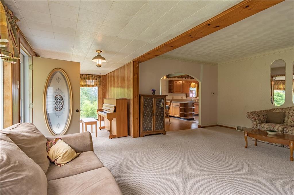 552 Cadogan Slate Lick Road Kittanning, PA 16201 - Photo 3 of 25 Gallery Image 3