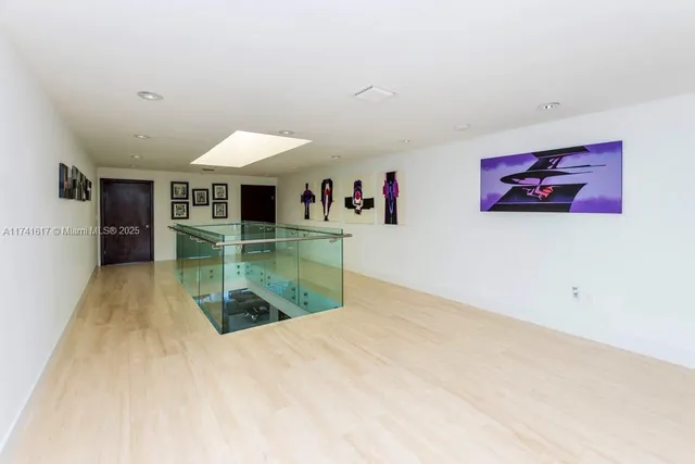 a view of park with entertaining space