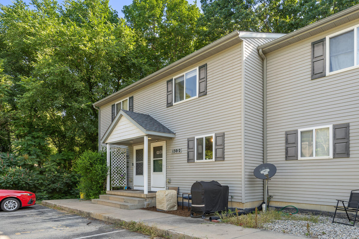 130 Irving Road, Unit 2 Middleville, MI 49333 - Photo 2 of 28 130-Irving_002