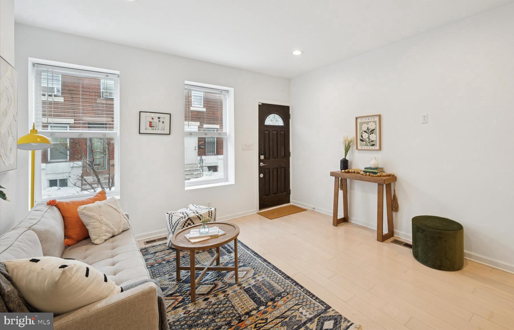 1743 Pierce Street Philadelphia, PA 19145 - Photo 5 of 21