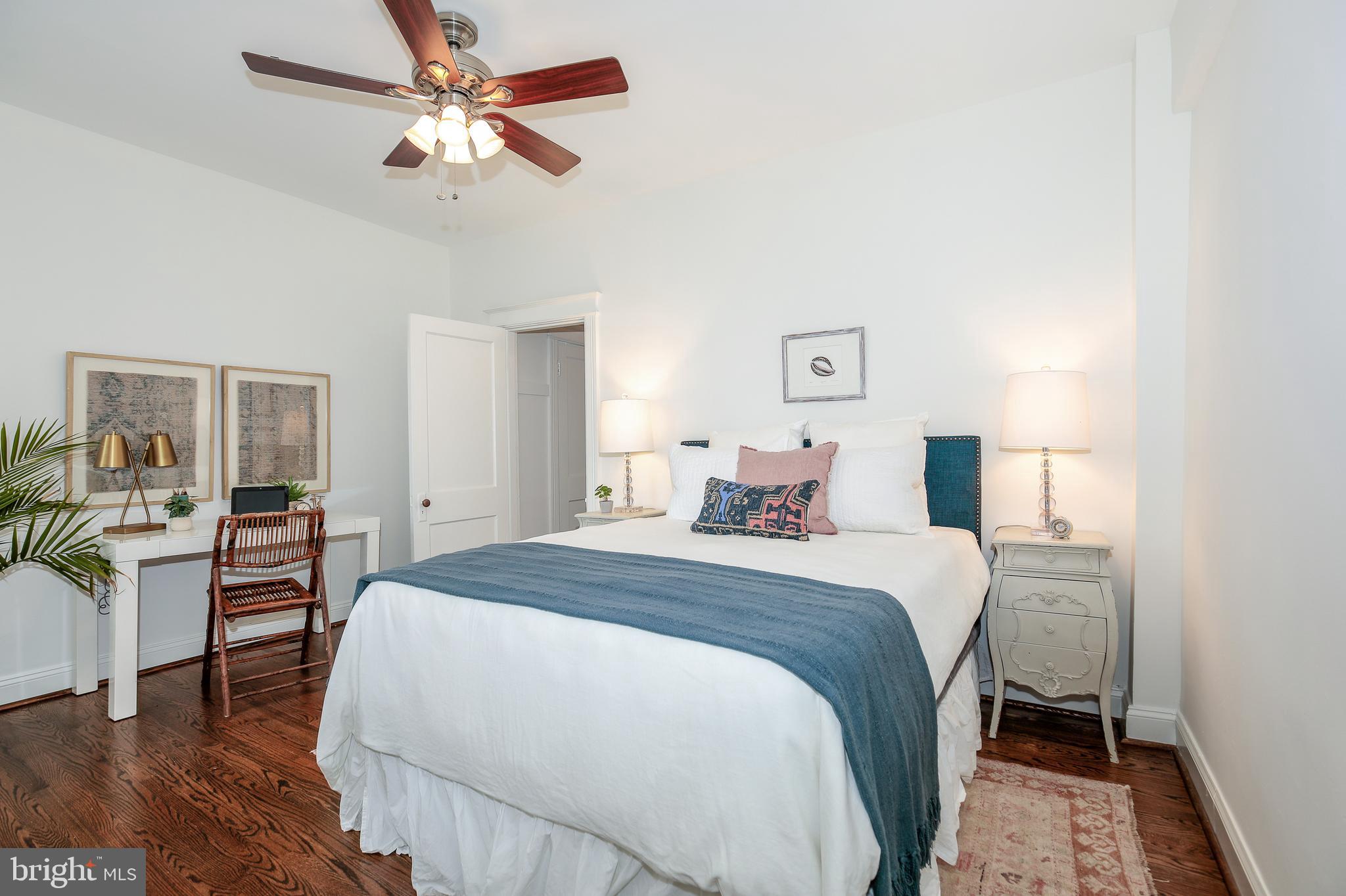 414 Seward Square Southeast, Unit 402 Washington, DC 20003 - Photo 9 of 12