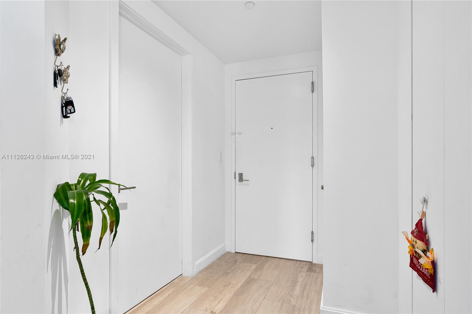 45 Southwest 9th Street, Unit 1803 Miami, FL 33130 - Photo 22 of 100