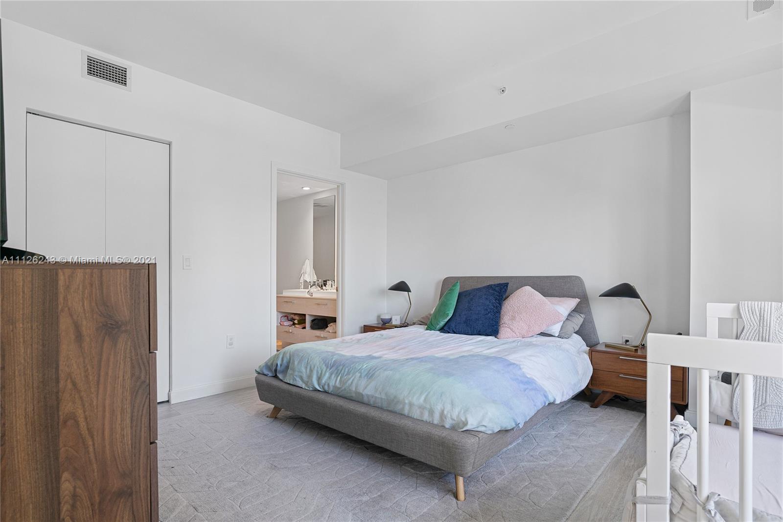 45 Southwest 9th Street, Unit 1803 Miami, FL 33130 - Photo 36 of 100
