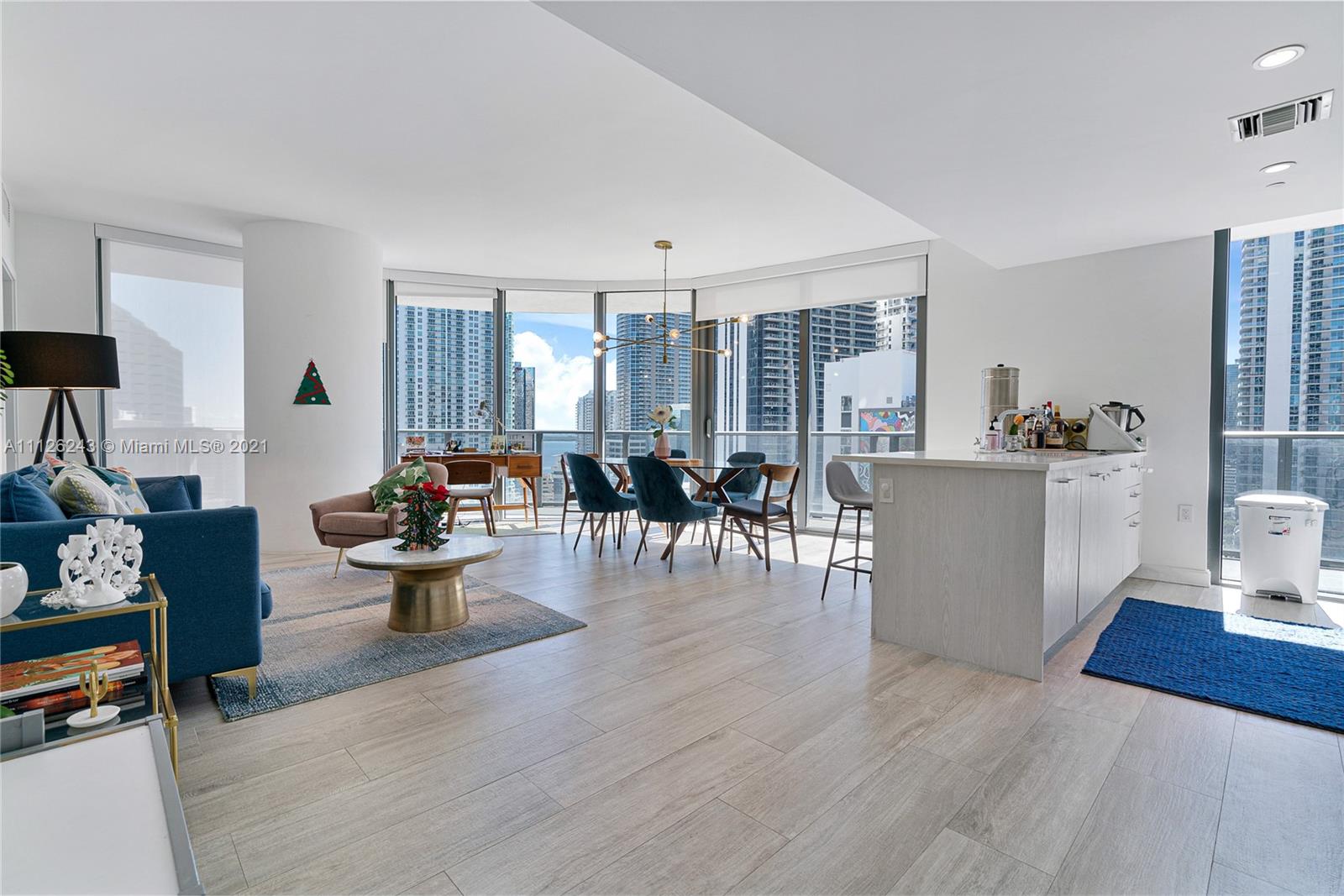 45 Southwest 9th Street, Unit 1803 Miami, FL 33130 - Photo 42 of 100