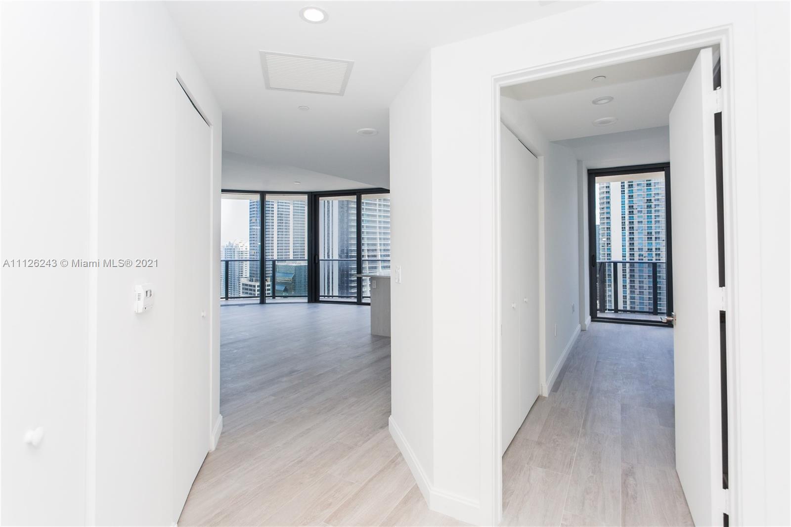 45 Southwest 9th Street, Unit 1803 Miami, FL 33130 - Photo 8 of 100